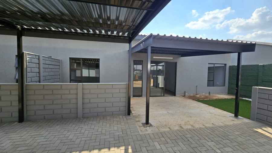 2 Bedroom Property for Sale in Melodie North West